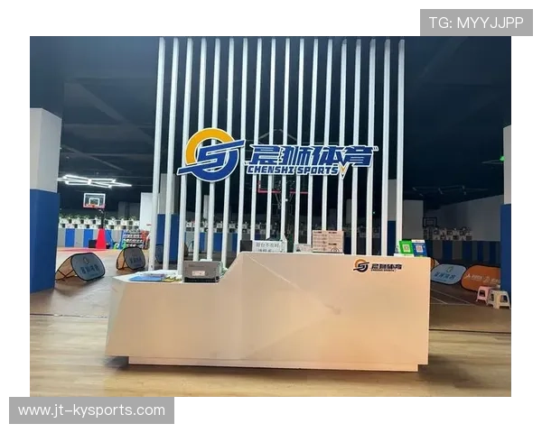 世界篮球联赛在推广中开展教练线上课程与线下实训结合项目，篮球培训下载